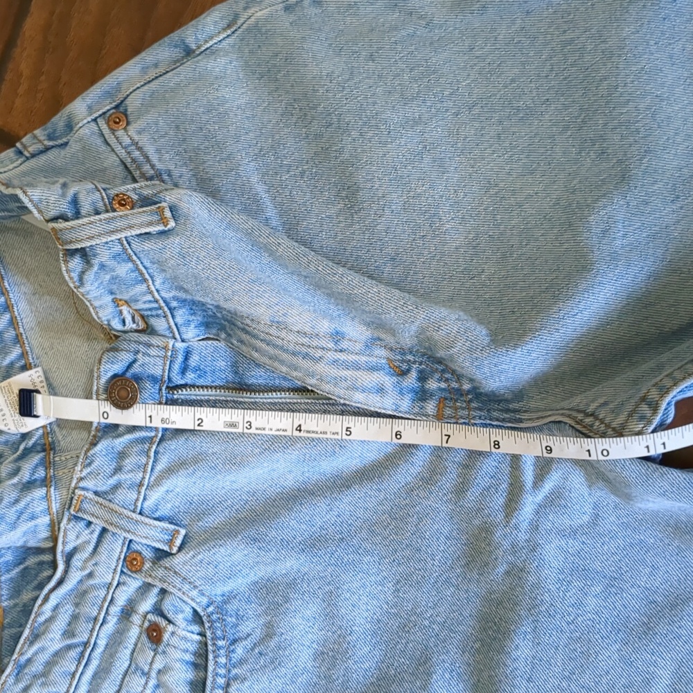 Women Levi's jeans - Picture 6 of 6